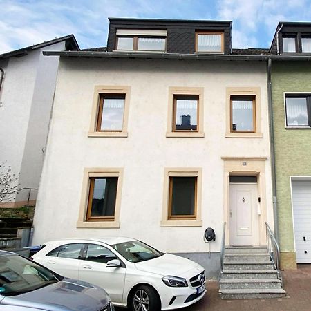 Zentrale Ferienwohnung Trier-Euren Mit Heimkino, Kueche, Wallbox & Kostenlose Fahrraeder Екстер'єр фото