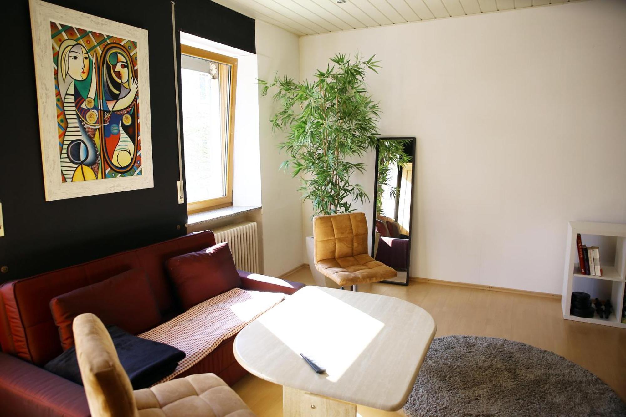 Zentrale Ferienwohnung Trier-Euren Mit Heimkino, Kueche, Wallbox & Kostenlose Fahrraeder Екстер'єр фото
